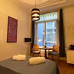 Canal Hideaway 3* Амстердам