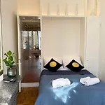 Canal Hideaway 3*