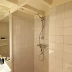 Canal Hideaway Гостевой дом Амстердам