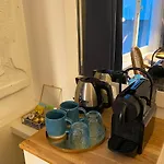 Гостевой дом Canal Hideaway 3*