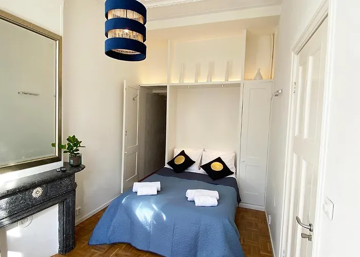 Guest house Canal Hideaway