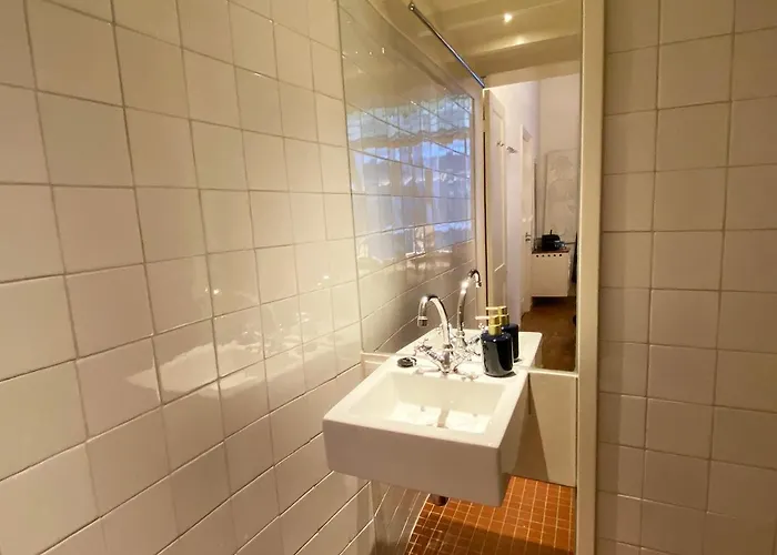 Canal Hideaway Amsterdam